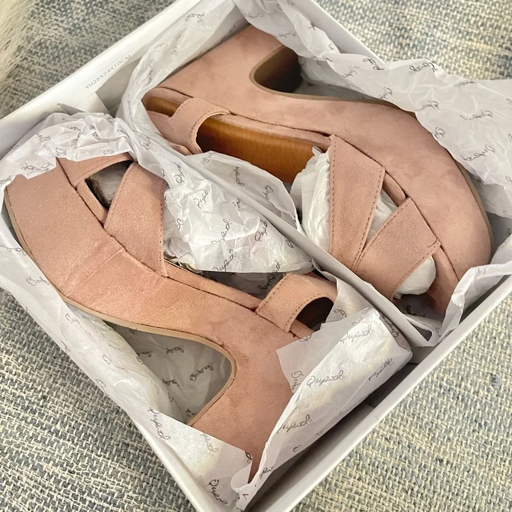 Qupid - Elegant Nude Suede Platform Heels